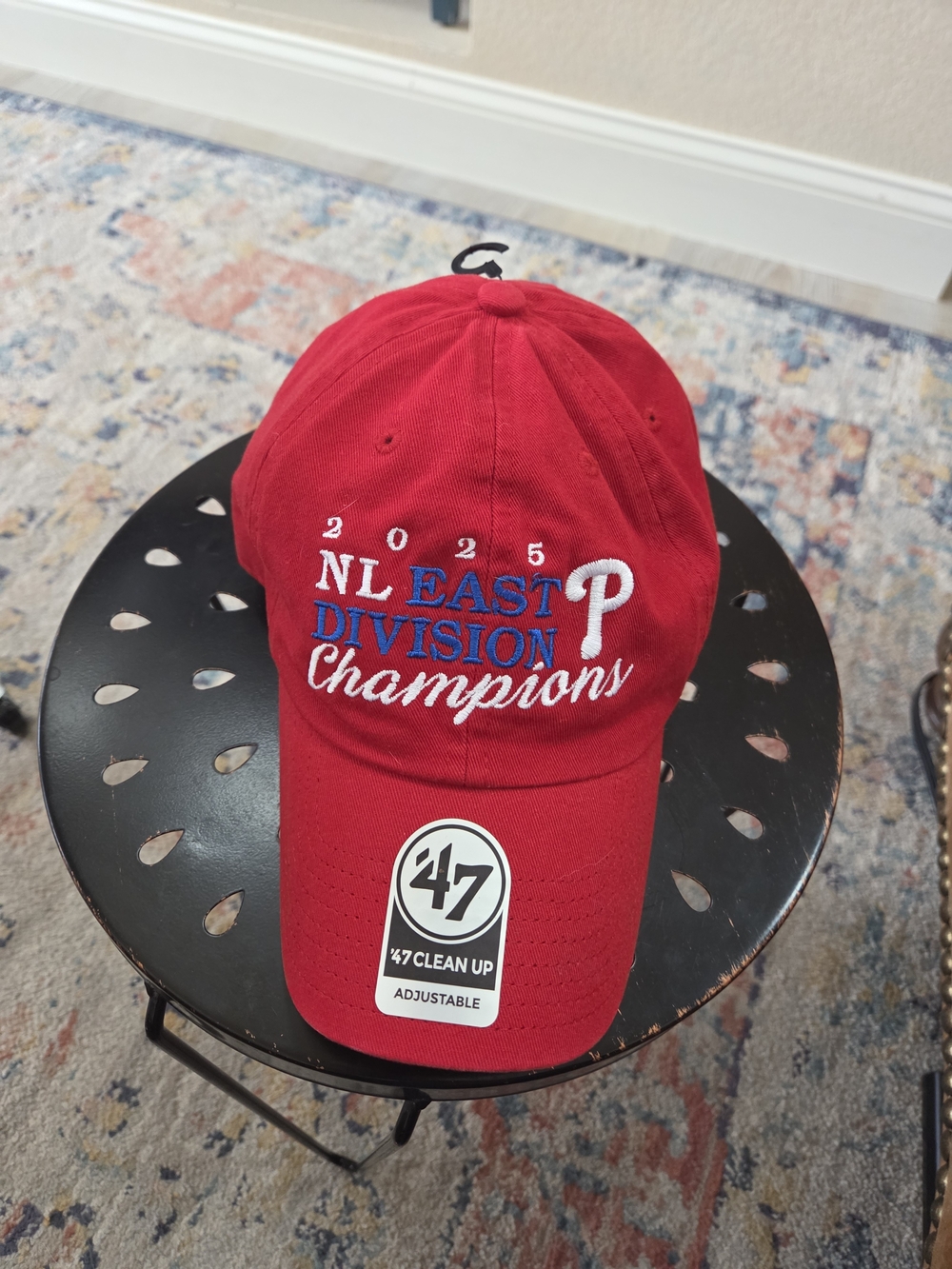 Philadelphia Phillies '47 2025 NL East Division Champions Hat